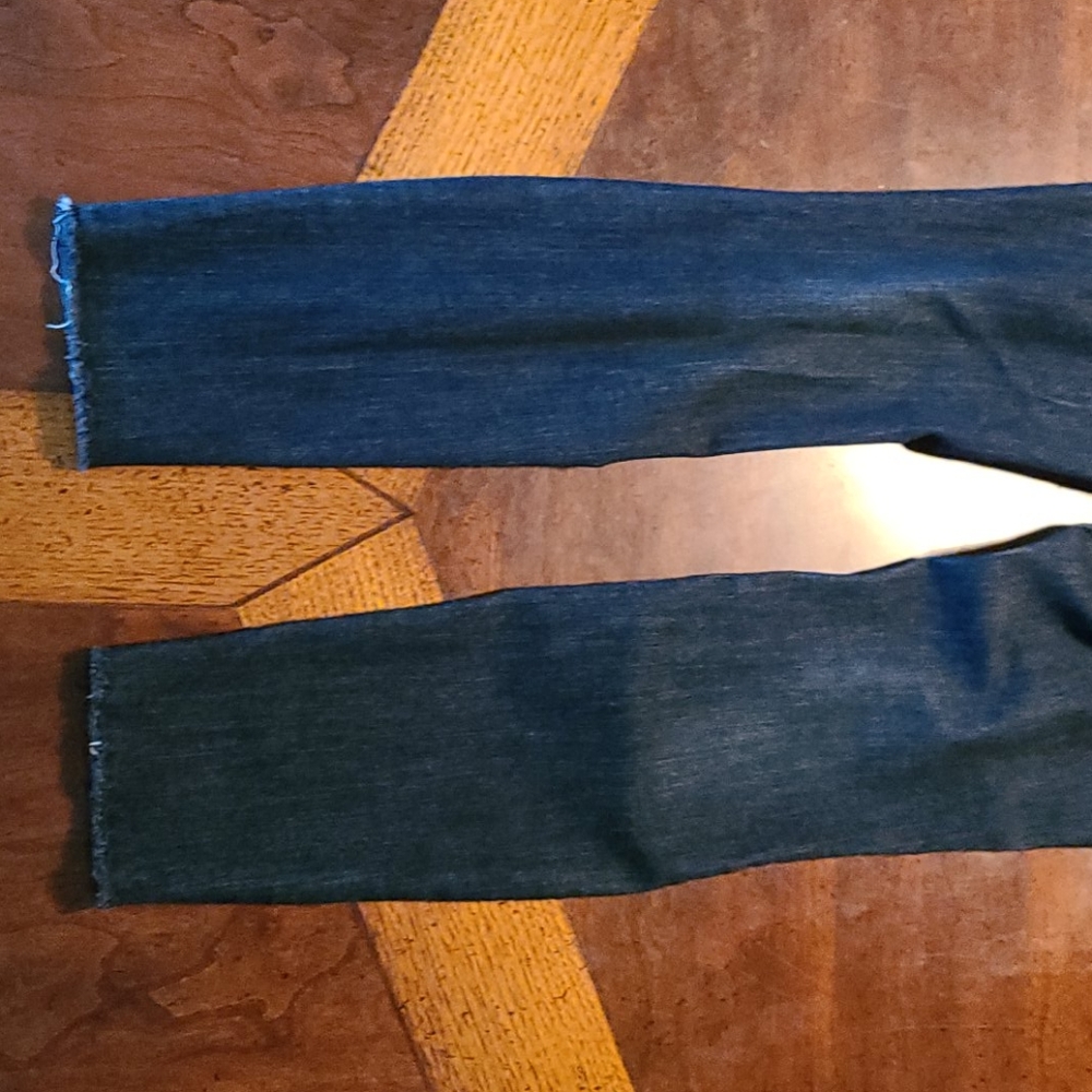 Jeans - Picture 3 of 4